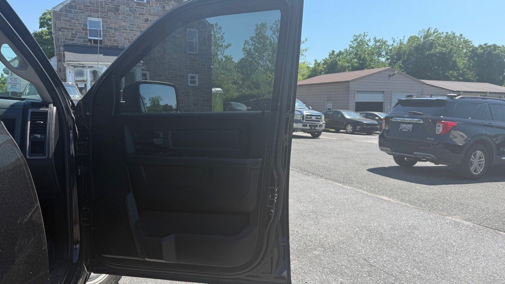 2017 RAM 1500 Image 13