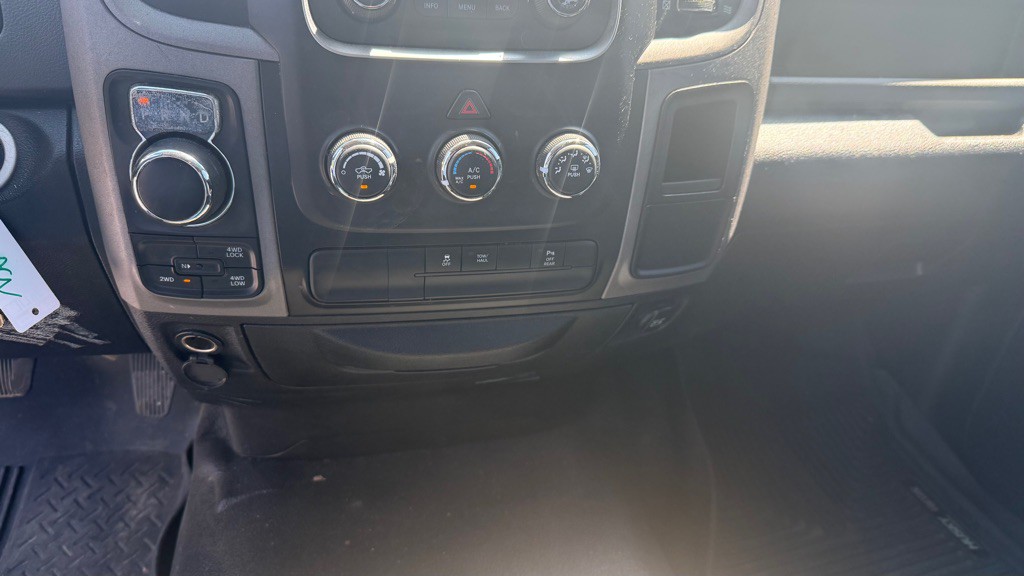 2017 RAM 1500 Image 25