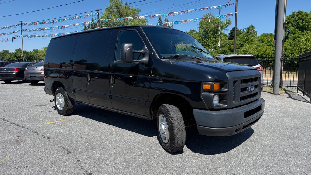 2013 Ford Econoline Image 3