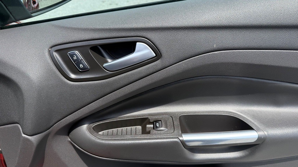 2016 Ford Escape Image 15