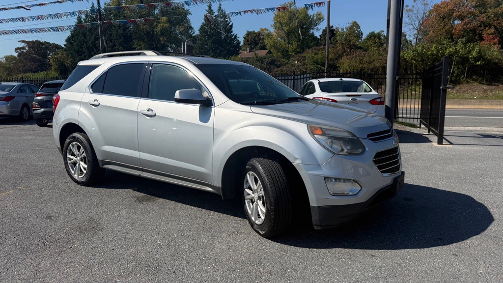 2017 Chevrolet Equinox Image 3