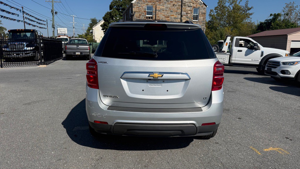 2017 Chevrolet Equinox Image 5