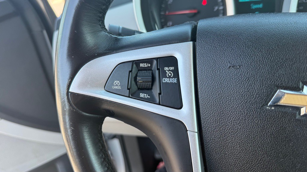 2017 Chevrolet Equinox Image 30