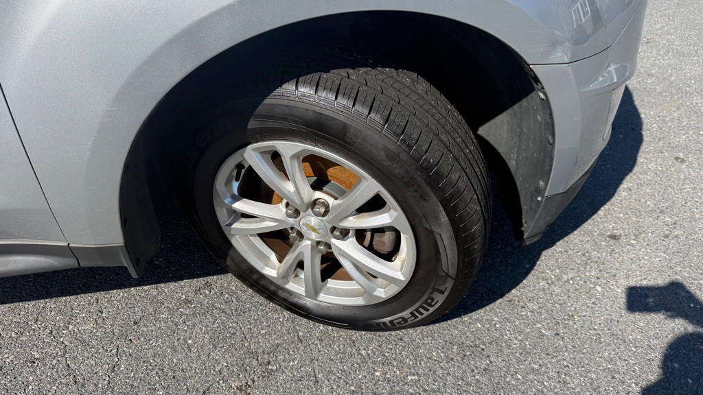 2017 Chevrolet Equinox Image 34