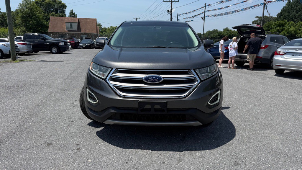 2017 Ford Edge Image 2