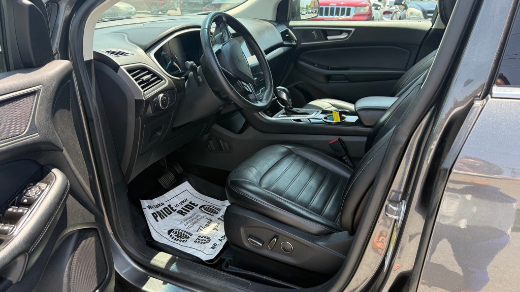2017 Ford Edge Image 7