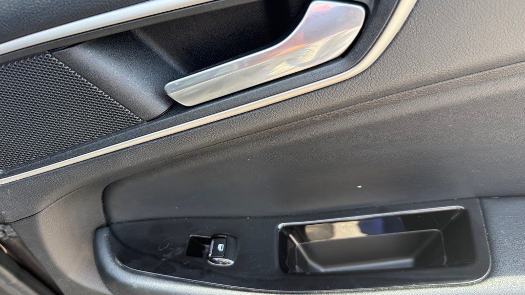 2017 Ford Edge Image 20