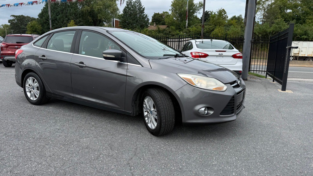 2012 Ford Focus Image 3