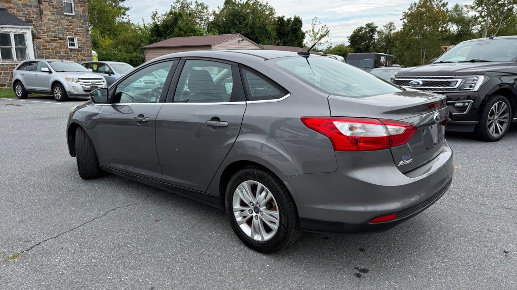 2012 Ford Focus Image 6