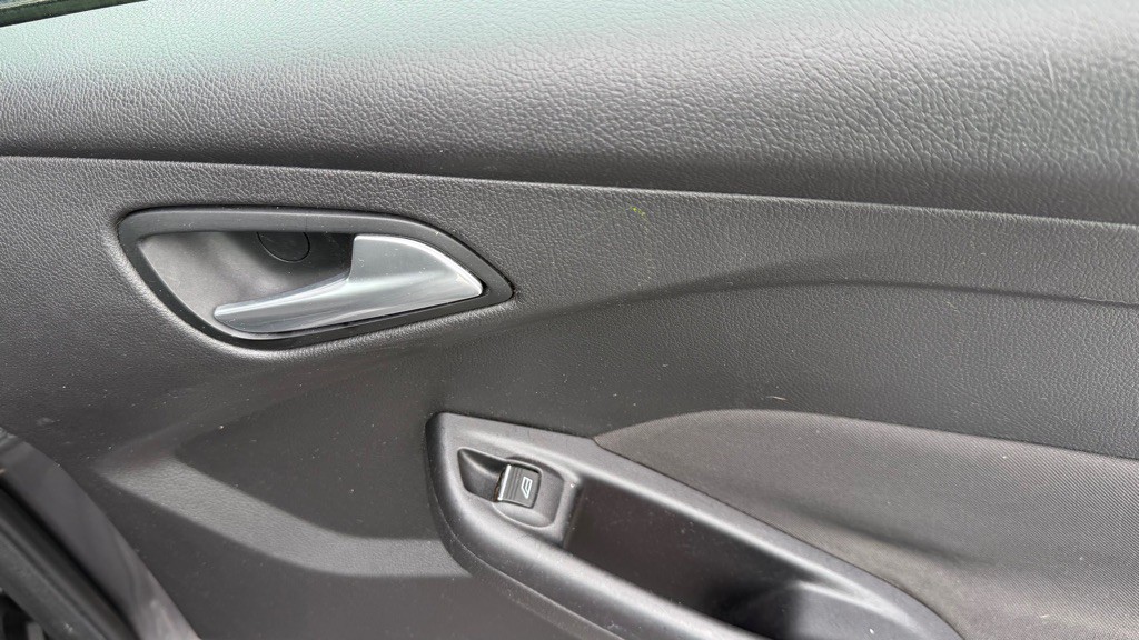 2012 Ford Focus Image 20