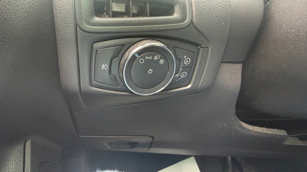 2012 Ford Focus Image 27