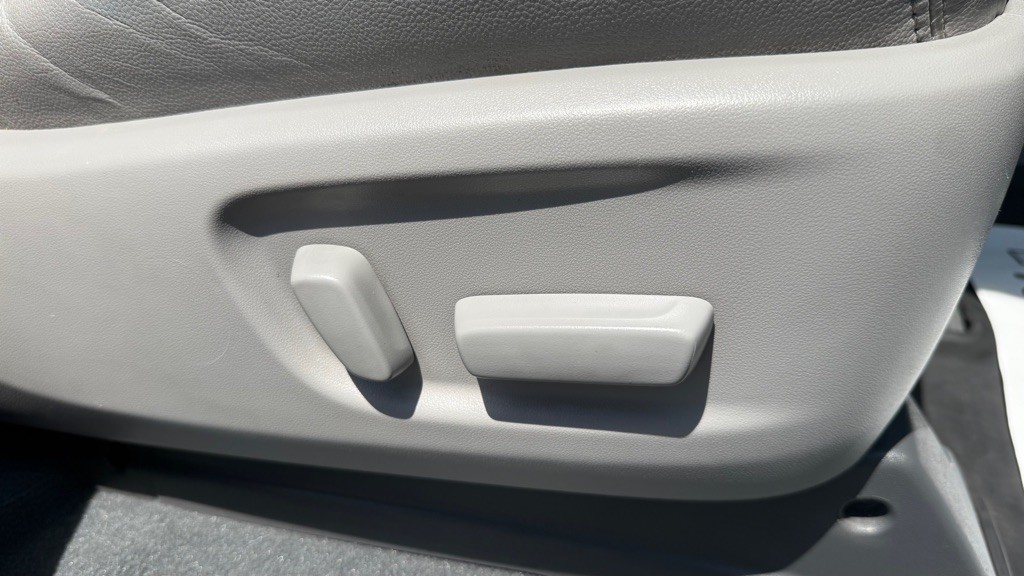 2020 Toyota Sienna Image 13