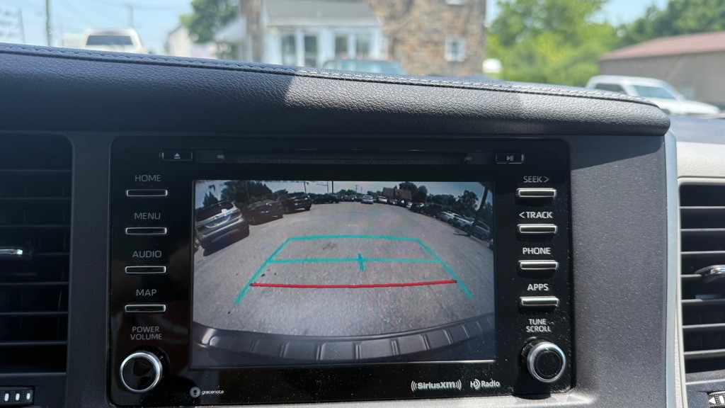 2020 Toyota Sienna Image 25