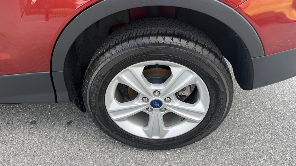 2015 Ford Escape Image 35