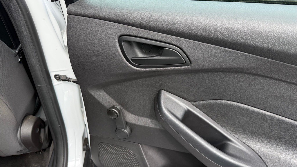 2013 Ford Focus Image 18