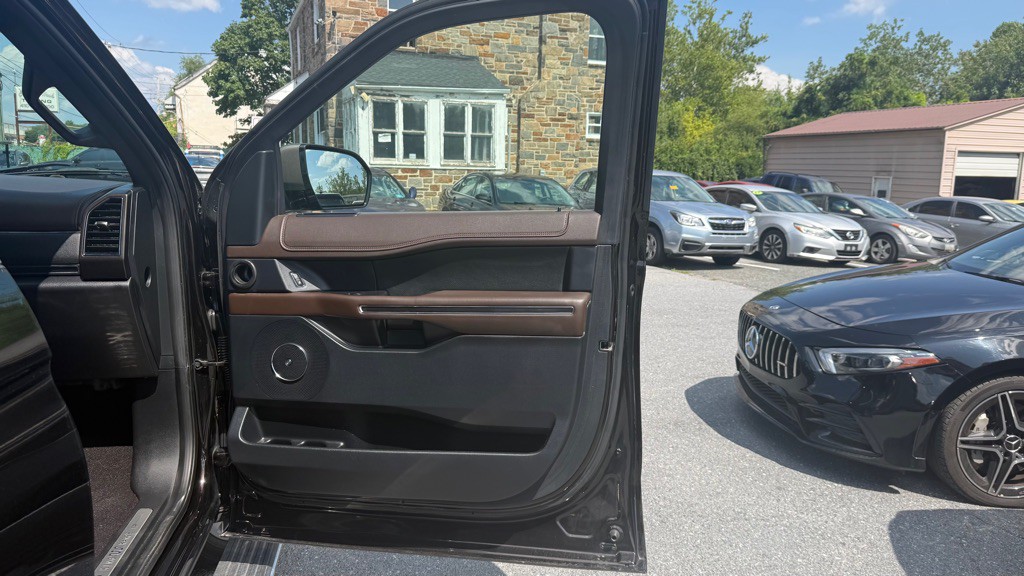 2021 Ford Expedition Image 17