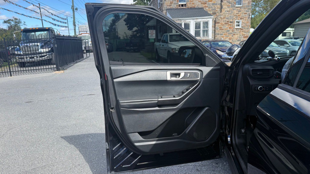 2020 Ford Explorer Image 10