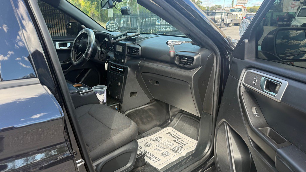 2020 Ford Explorer Image 15