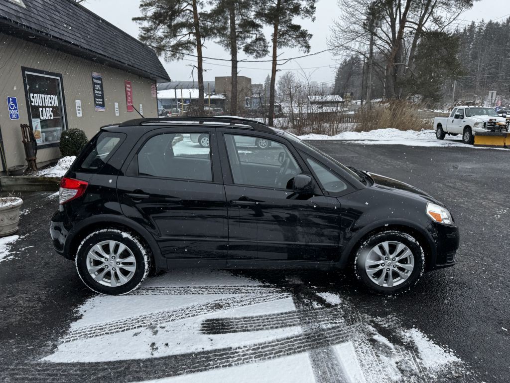 2013 Suzuki SX4 Image 4