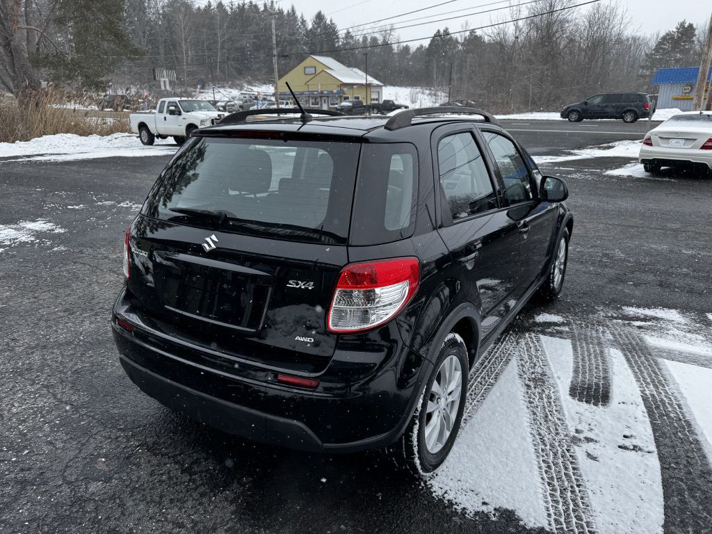 2013 Suzuki SX4 Image 5