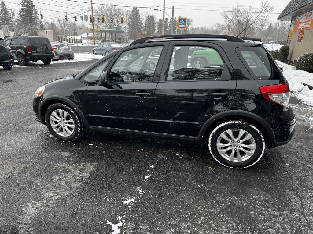 2013 Suzuki SX4 Image 7