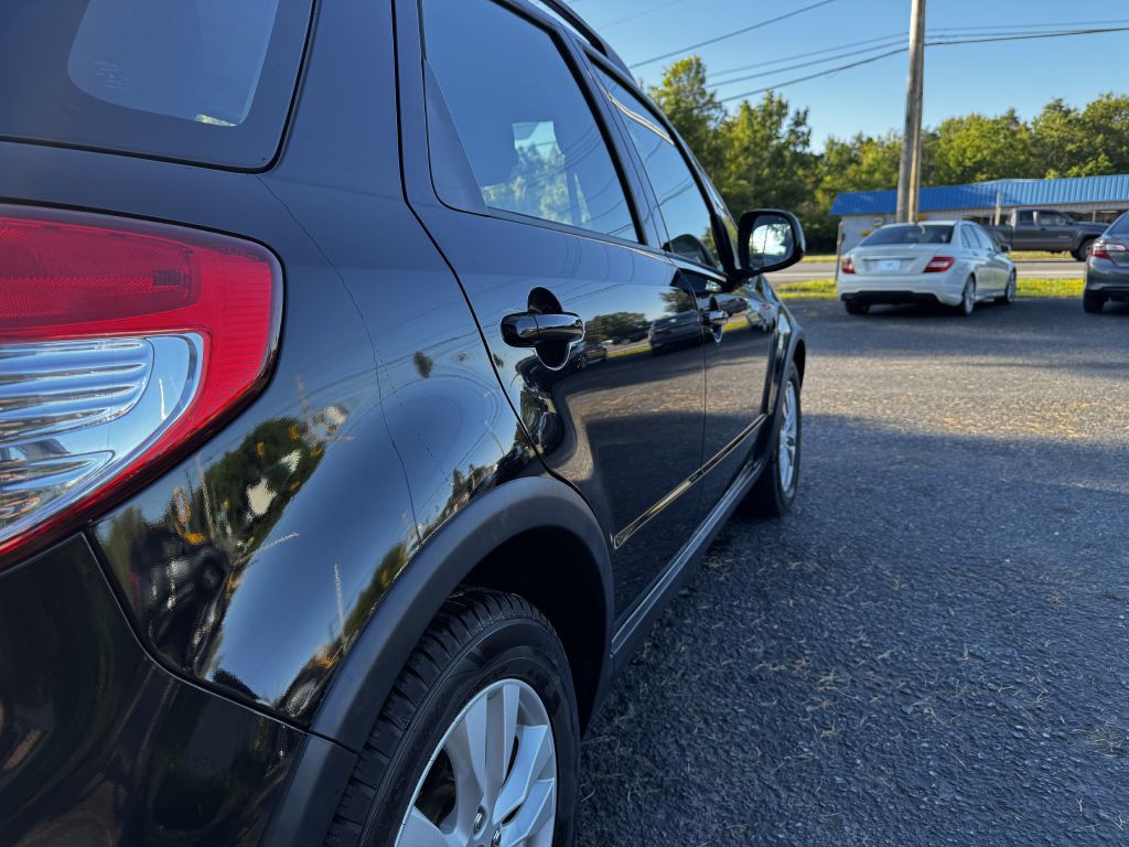 2013 Suzuki SX4 Image 19