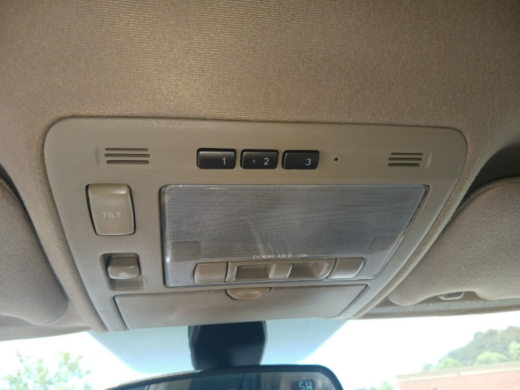 2006 Lexus RX 330 Image 16