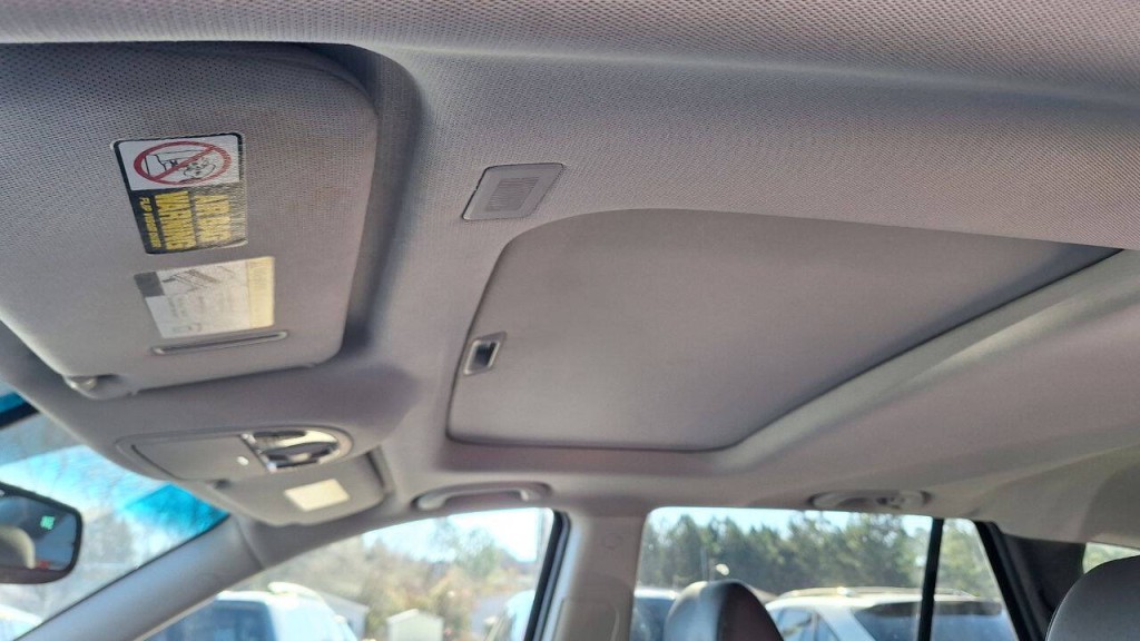 2012 Hyundai Santa Fe Image 13