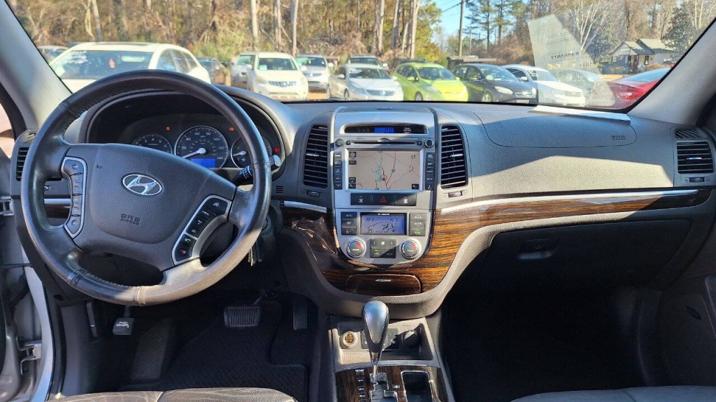 2012 Hyundai Santa Fe Image 14