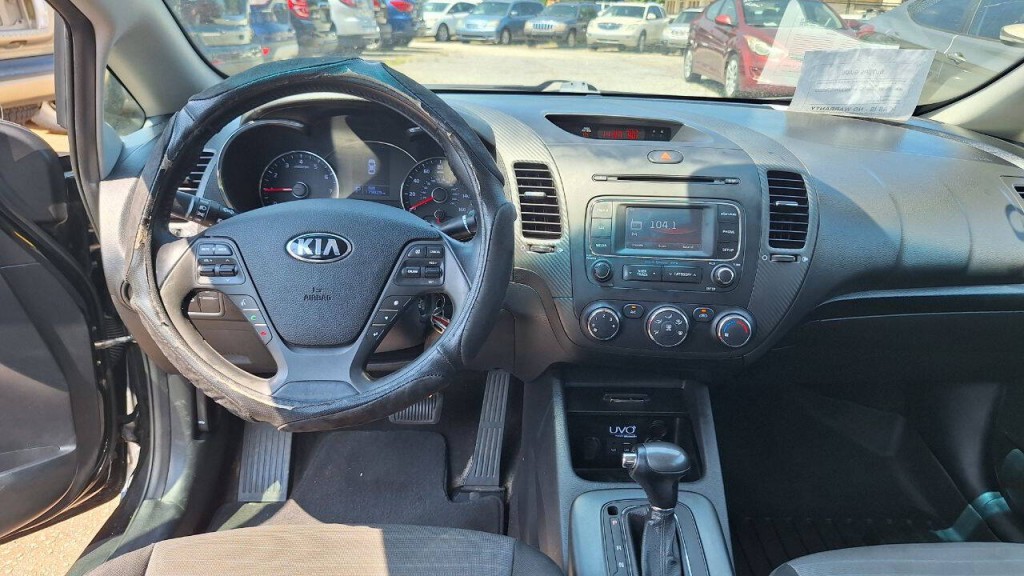 2015 Kia Forte Image 16