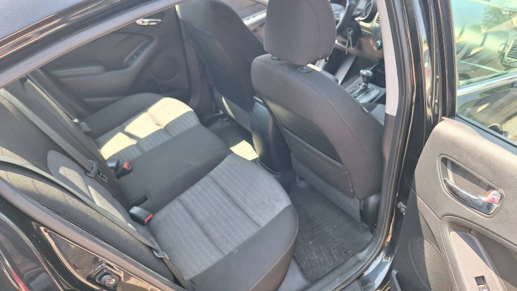 2015 Kia Forte Image 21