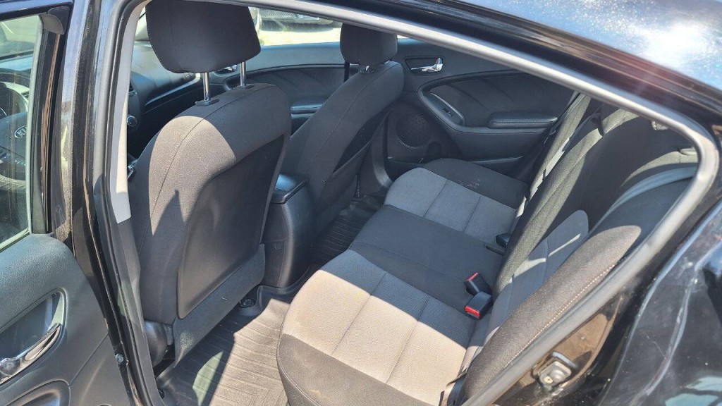 2015 Kia Forte Image 23