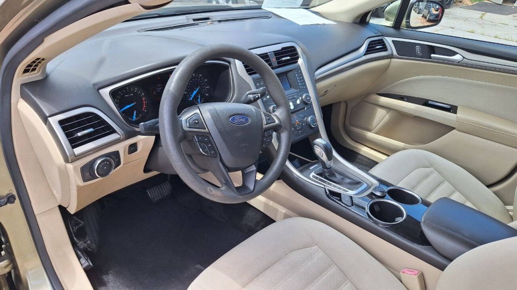 2013 Ford Fusion Image 10