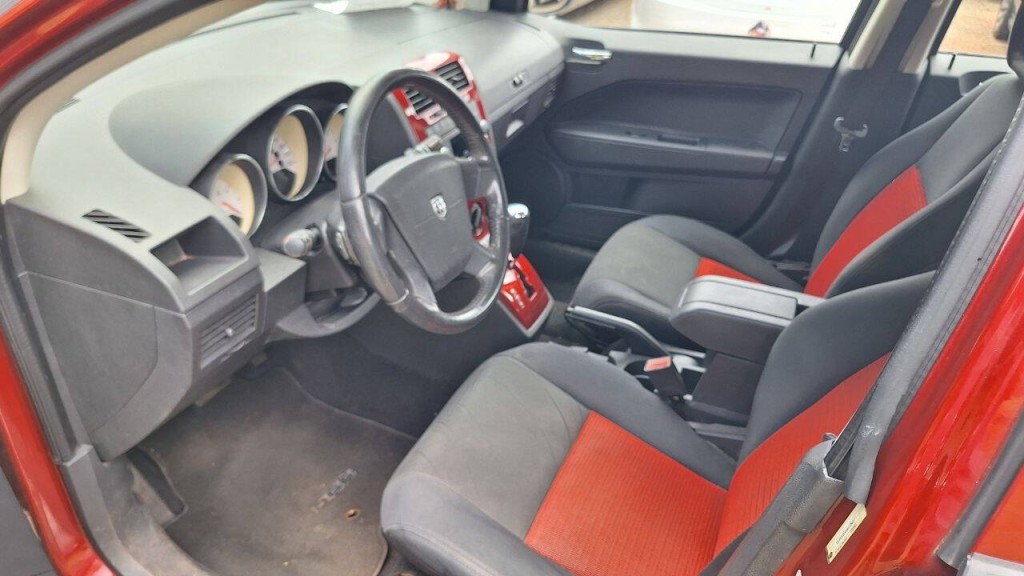 2009 Dodge Caliber Image 8