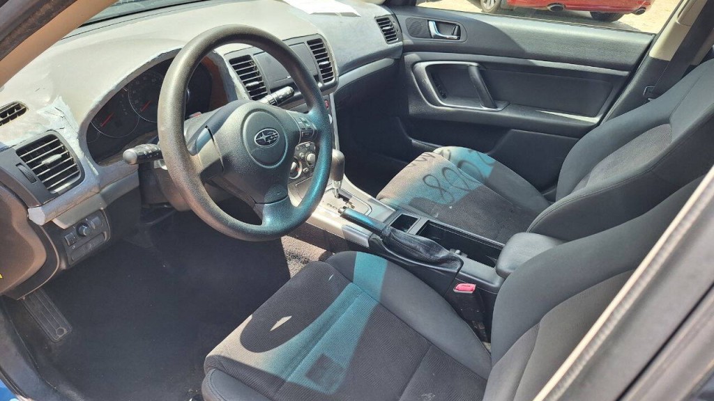 2008 Subaru Outback Image 8