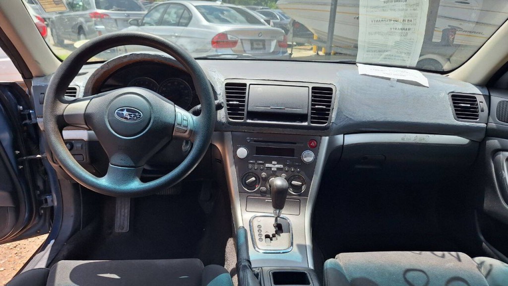 2008 Subaru Outback Image 10