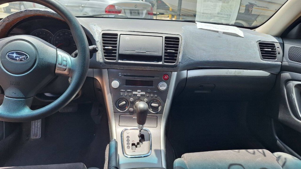 2008 Subaru Outback Image 11