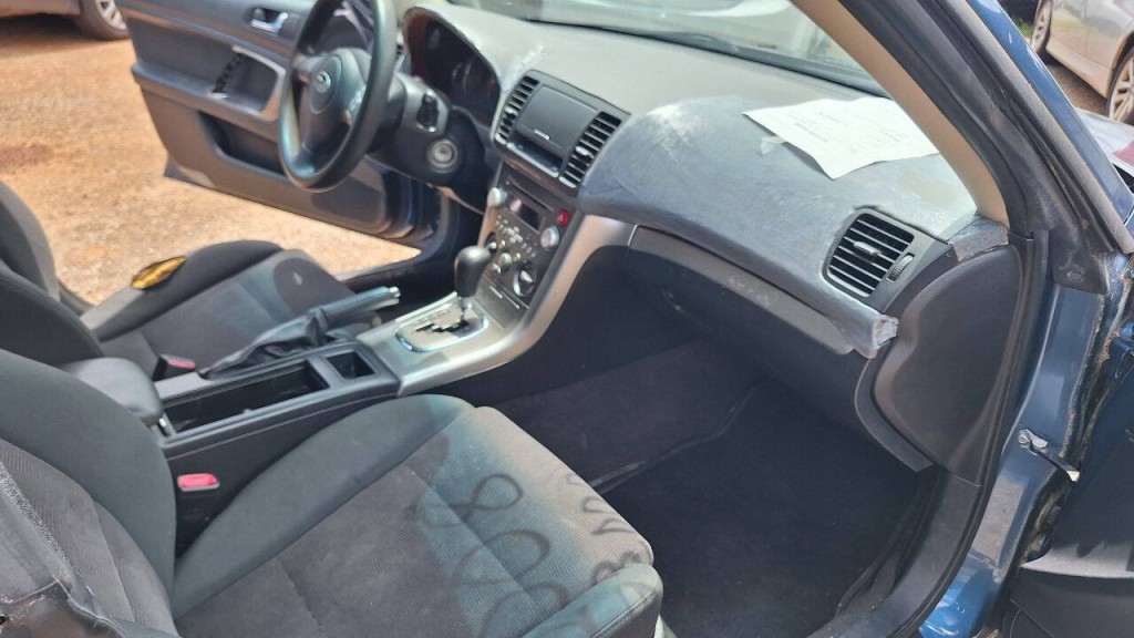 2008 Subaru Outback Image 13