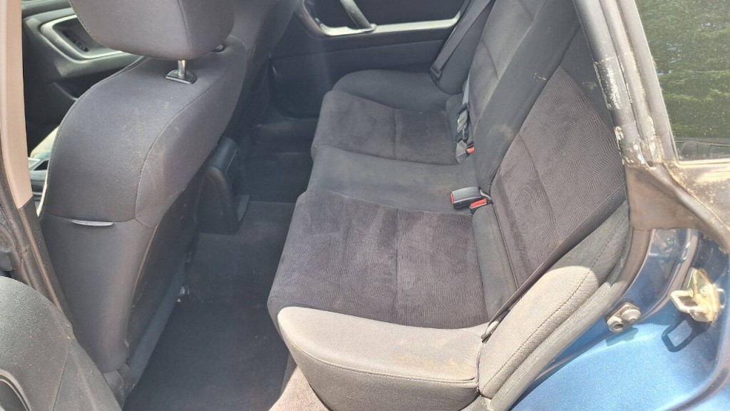 2008 Subaru Outback Image 16