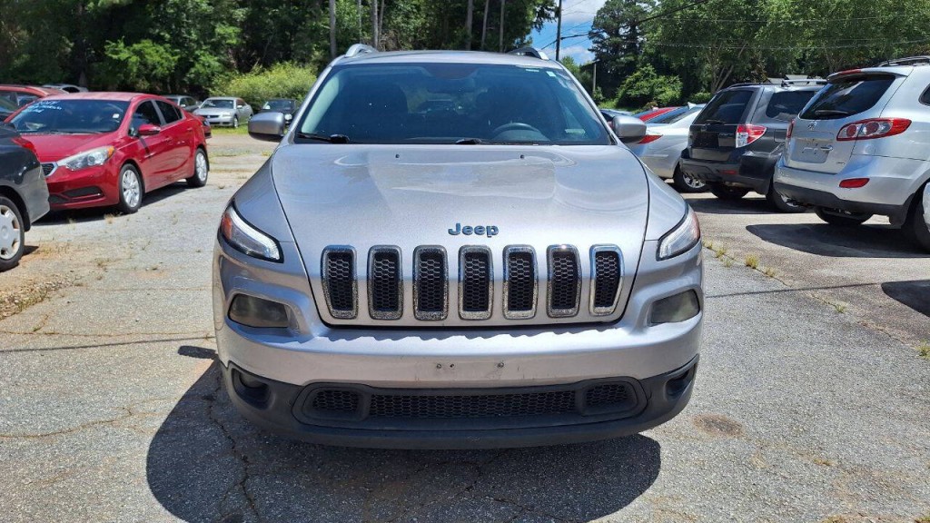2018 Jeep Cherokee Image 2