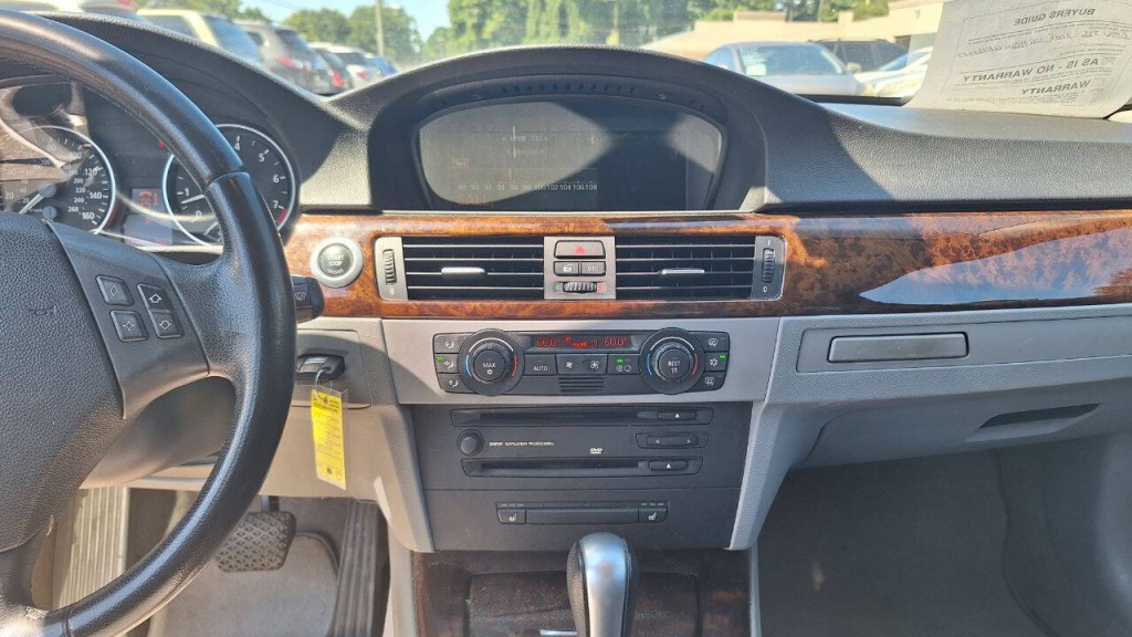 2006 BMW 3 Series Image 13