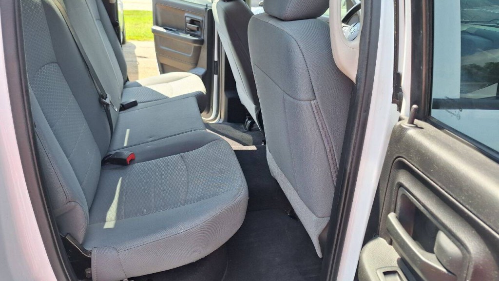 2015 RAM 1500 Image 16
