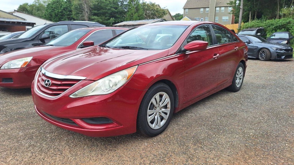 2011 Hyundai Sonata Image 1
