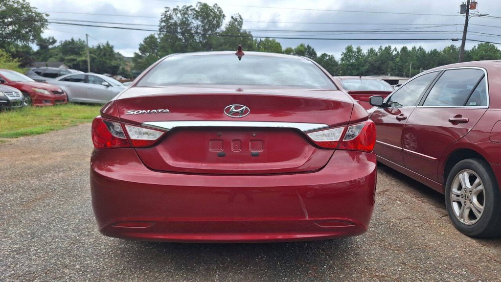 2011 Hyundai Sonata Image 5