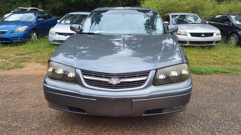 2005 Chevrolet Impala Image 2