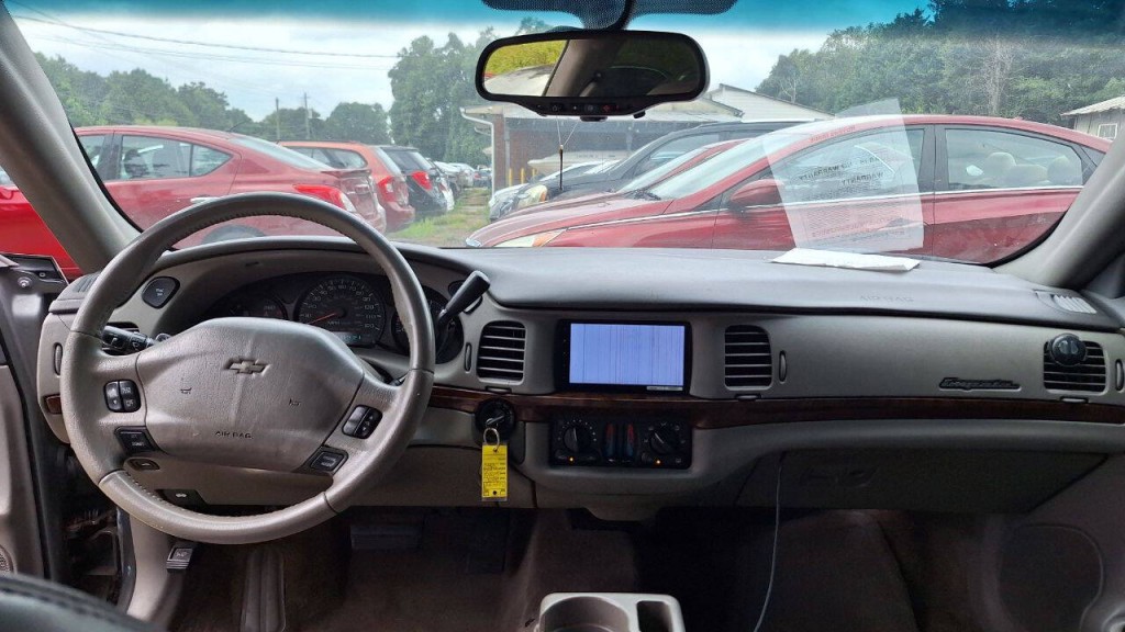 2005 Chevrolet Impala Image 11