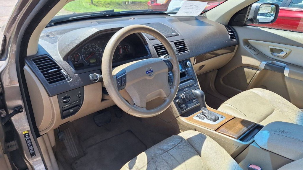 2009 Volvo XC90 Image 10