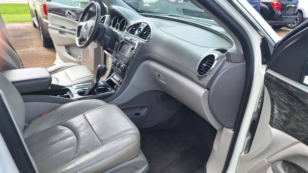 2014 Buick Enclave Image 15