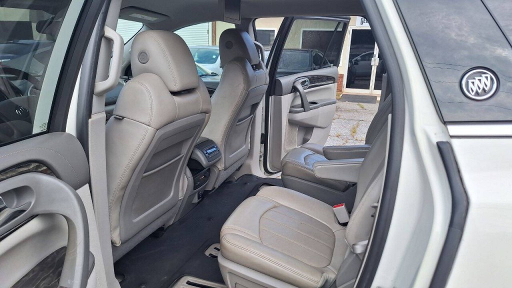2014 Buick Enclave Image 23