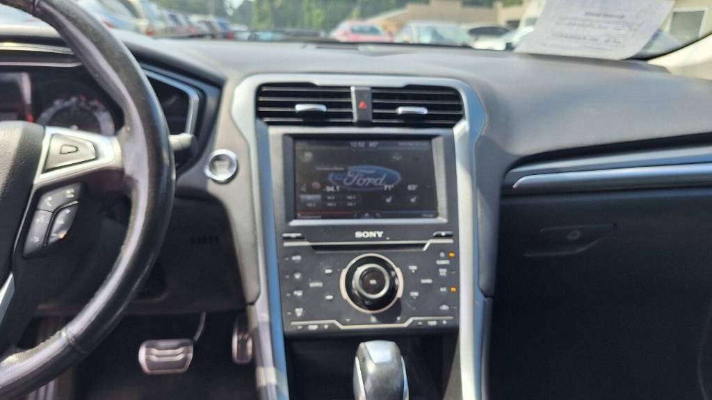 2014 Ford Fusion Image 15